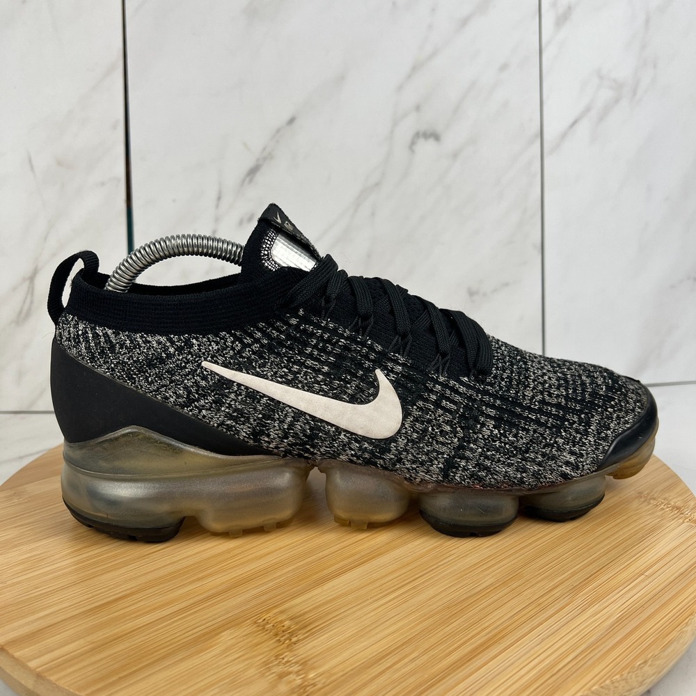 Nike Air Vapormax Flyknit 3 Mens Size 9.5 Oreo Black White Running Shoe AJ6900